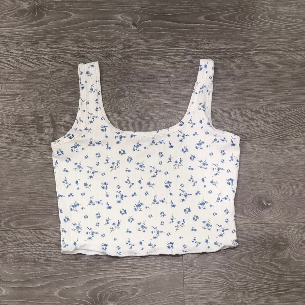 Cropped tank